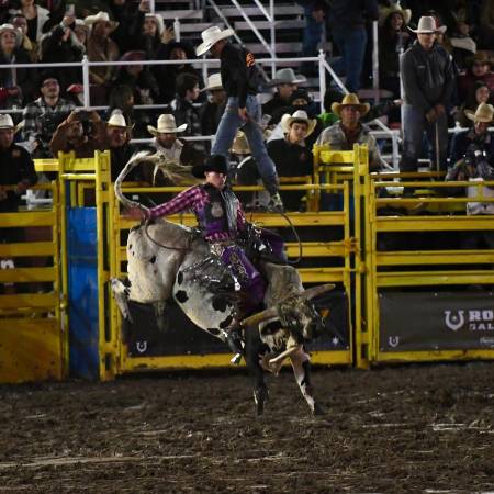 El jinete de Castaños, Brayan Medina, logró 84 puntos en la competencia del sábado. FOTOS: OMAR SAUCEDO