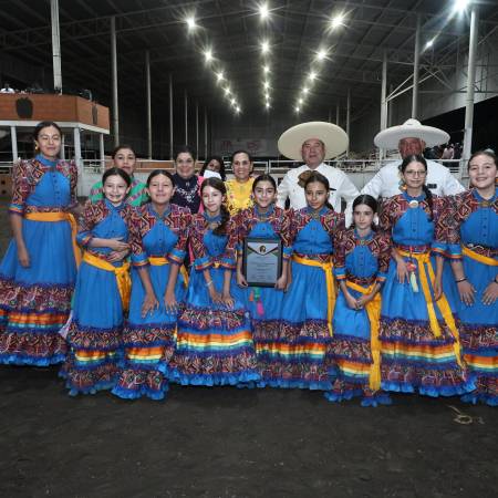 Con su participación en el Congreso Estatal Charro, la Escaramuza Charra de Saltillo Infantil A obtuvo su pase al Nacionalito.