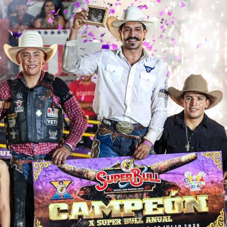 Con una monta de 85 puntos, Francisco García, de Providencia, es el ganador del Súper Bull de San Buenaventura.