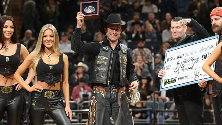 Sage Steele Kimzey tiene la mira puesta en conquistar un Campeonato Mundial PBR. FOTOS: CORTESÍA PBR.COM