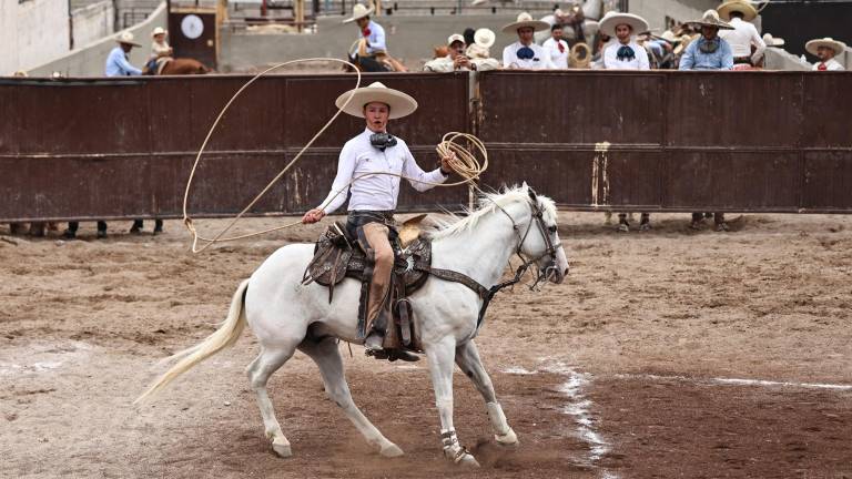 La segunda fase del Décimo Circuito Charro Coahuilense tuvo lugar en el Lienzo Charro San Isidro de las Palomas.