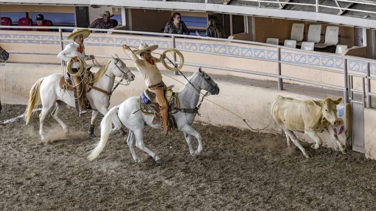 El fin de semana se llevó a cabo la sexta etapa del Noveno Circuito Charro Coahuilense en el Lienzo Charro Enrique González Treviño.