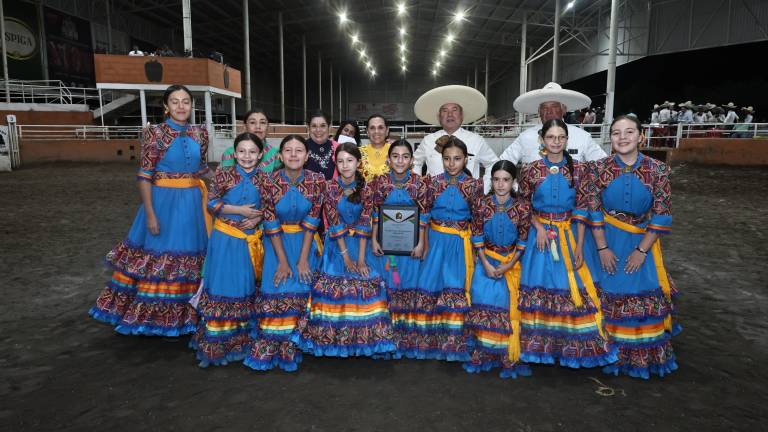 Con su participación en el Congreso Estatal Charro, la Escaramuza Charra de Saltillo Infantil A obtuvo su pase al Nacionalito.