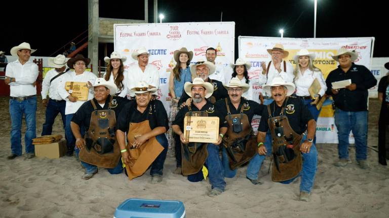 El equipo Buitres Cebos Parrilleros ganaron el concurso gastronómico del Parras Rodeo Vendimia &amp; Brasa Fest 2026