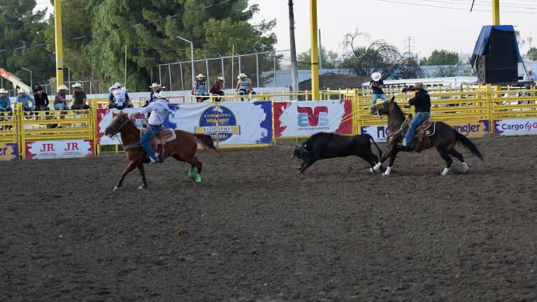 Gilberto Ruiz y Luis Rico fueron los ganadores de Lazo por Parejas.