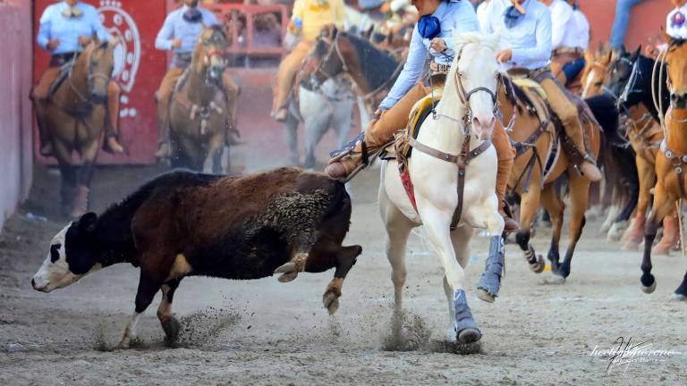 La pasión por las suertes de la charrería no conocen límites ni preferencias, sólo es tradición y orgullo.