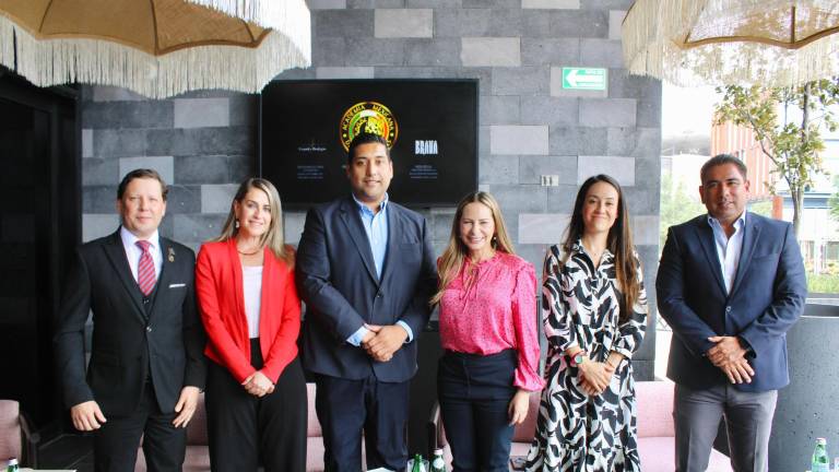 El Restaurante Brava y el establecimiento Grandes Bodegas preparan el Primer Diplomado de Sommeliers en Saltillo.