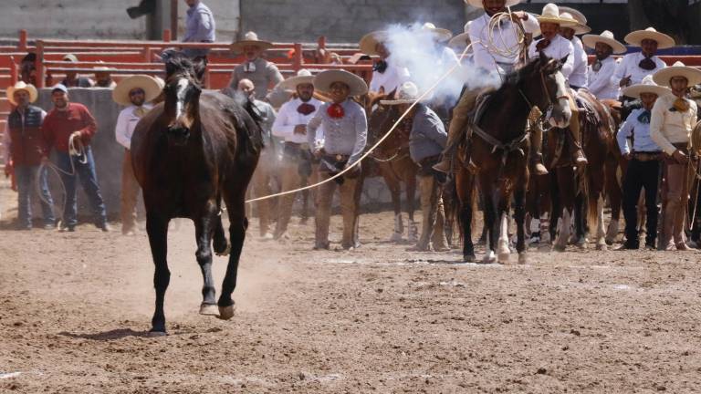 El Lienzo Charro Hacienda La Purísima recibió a los equipos que participaron en la primera etapa de este certamen que se desarrolla durante el año.