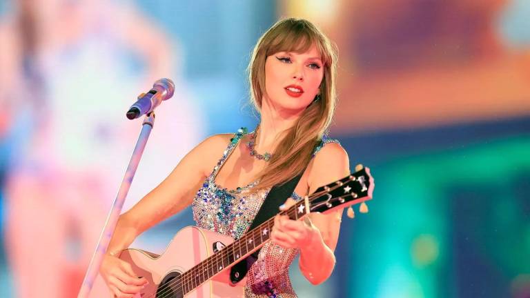 Taylor Swift regresa a la ceremonia y además a las nominaciones de los CMA Awards, con “I Knew It, I Knew You”. FOTOS: INSTAGRAM