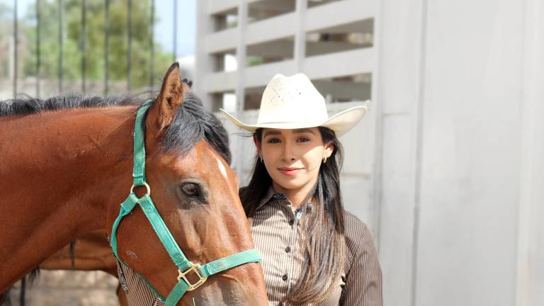 “Rojo” es el caballo cuarto de milla con el que actualmente compite. FOTO: FRANCISCO RODRÍGUEZ