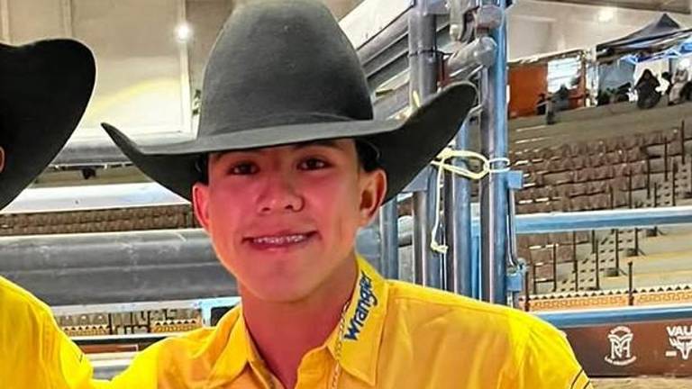 Brayan Medina antes de su presentación del domingo en Lagos de Moreno, Jalisco para Cuernos Chuecos.
