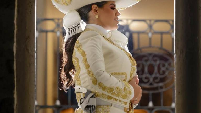 Originaria de Irapuato, Guanajuato, la joven reina impulsa la tradición que ha marcado a tres generaciones de su familia.