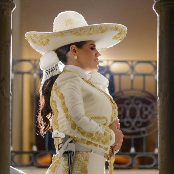 Originaria de Irapuato, Guanajuato, la joven reina impulsa la tradición que ha marcado a tres generaciones de su familia.