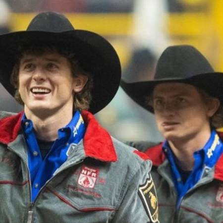 Stetson Wright logró una monta de 89.75 puntos, su hermano Statler de 88 y Ryder de 86.5 en la octava ronda del viernes en la NFR.