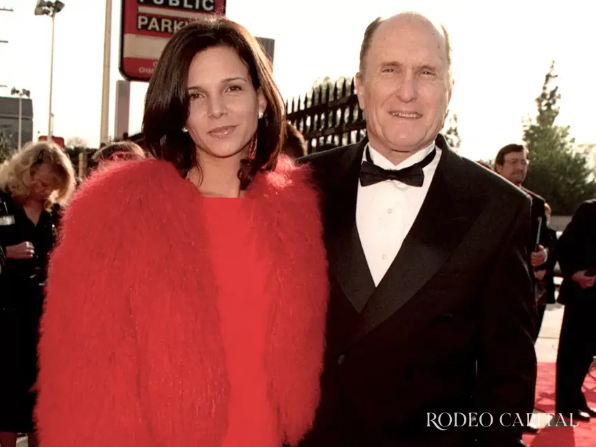 $!Robert Duvall y su esposa, Luciana Pedraza.