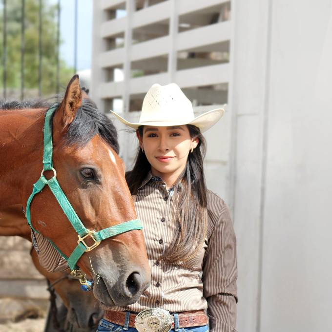 “Rojo” es el caballo cuarto de milla con el que actualmente compite. FOTO: FRANCISCO RODRÍGUEZ