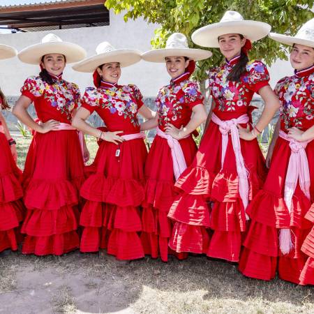 El espíritu de la Revolución Mexicana se mantiene presente en cada escaramuza. FOTO: OMAR SAUCEDO / ESCARAMUZA: EL TRÉBOL
