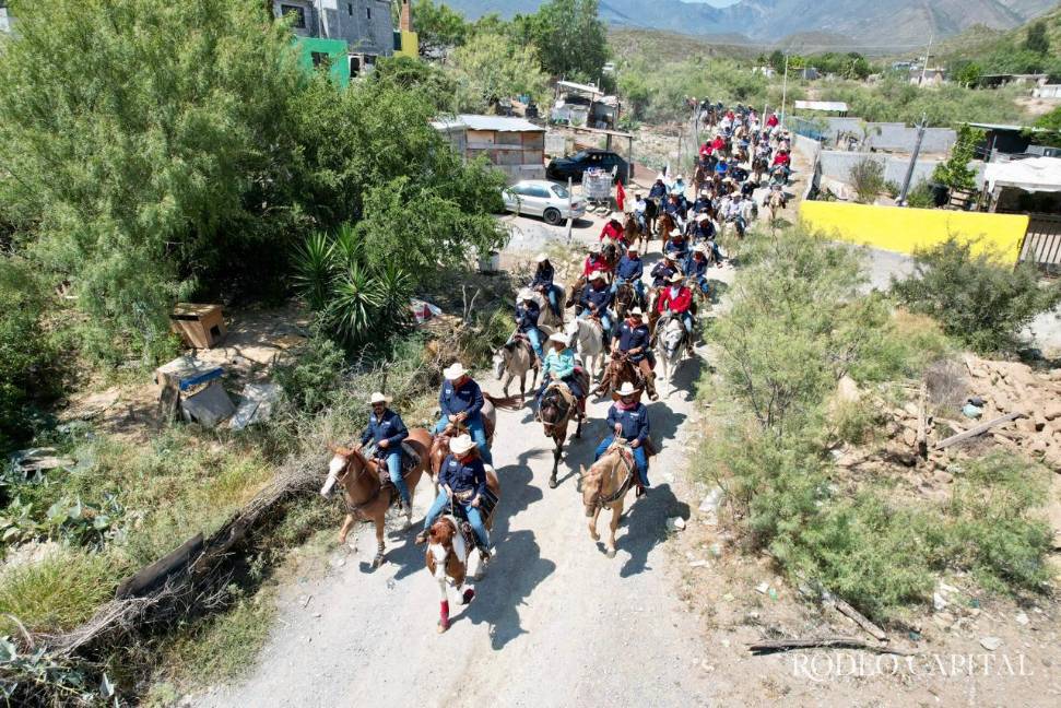 $!Cabalgan en Ramos Arizpe para celebrar el orgullo norteño