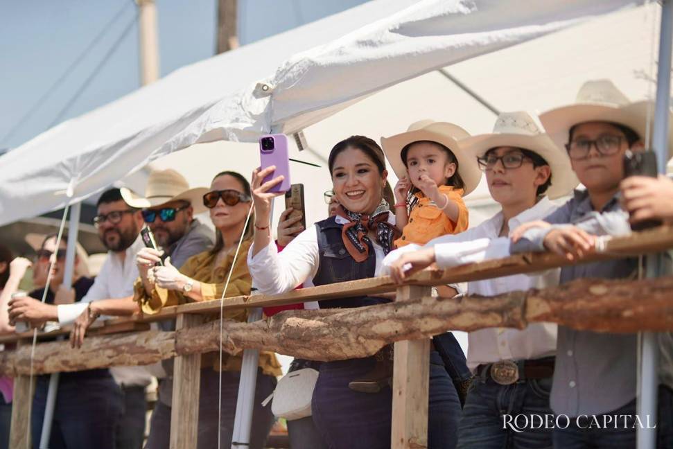 $!Orgullo y tradición en la Gran Cabalgata de Sabinas