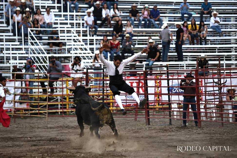 $!Néstor Valtierra es el campeón de Xtreme Bull Rider