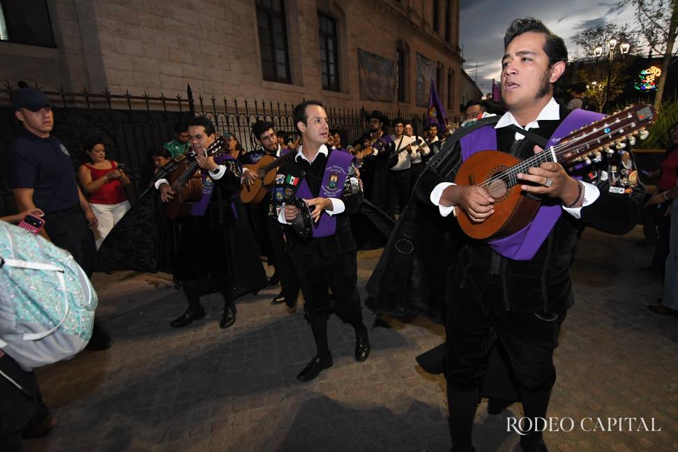 $!De botas y sombrero, concluyen el mes de la juventud