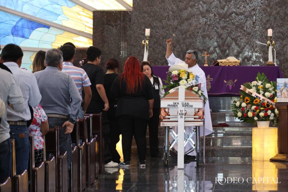 $!”Él ya cumplió” fue la consiga del sacerdote para encomendar a Eliud ante la presencia de Dios.