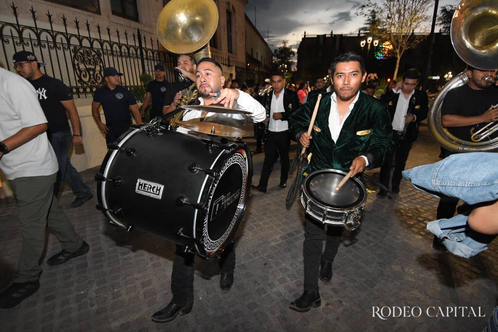 $!De botas y sombrero, concluyen el mes de la juventud