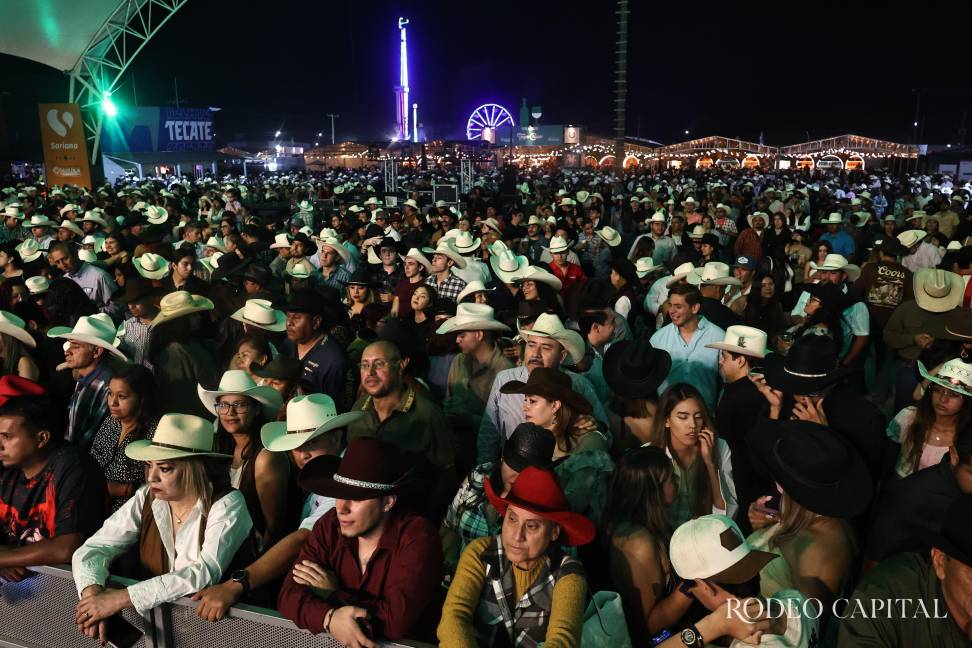 $!Fueron miles de personas las que disfrutaron de las presentaciones musicales del festival.