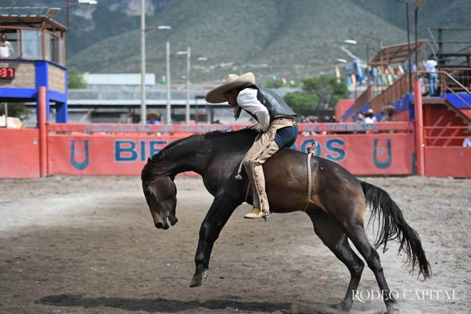 $!Hacienda La Purísima toma ventaja en el Circuito Charro Coahuilense
