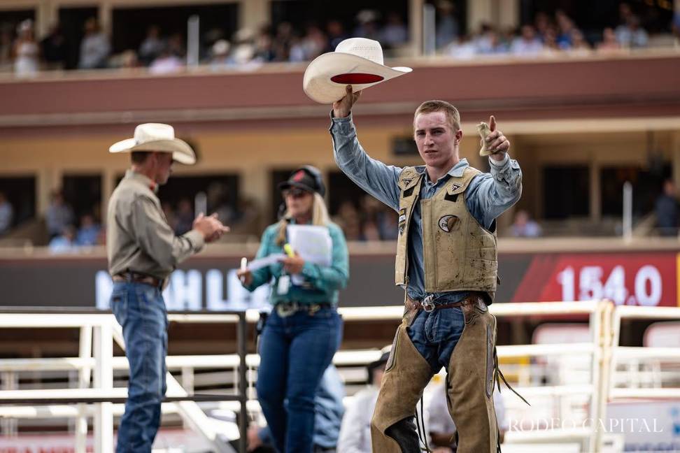 $!El ascenso de Noah Lee confirma el surgimiento de una nueva estrella en la Monta de toro.