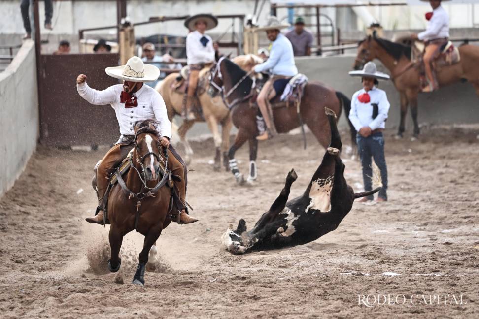 $!Avanza Tracomsa en el Circuito Charro Coahuilense