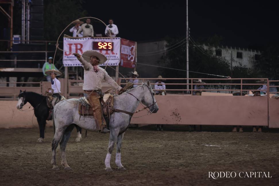 $!Gana Sierra de Zapalinamé la Charreada Nocturna Universitaria