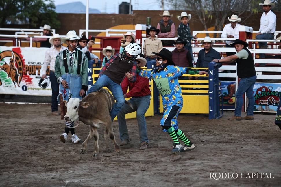$!Ángel Puente es campeón del rodeo Pony Express