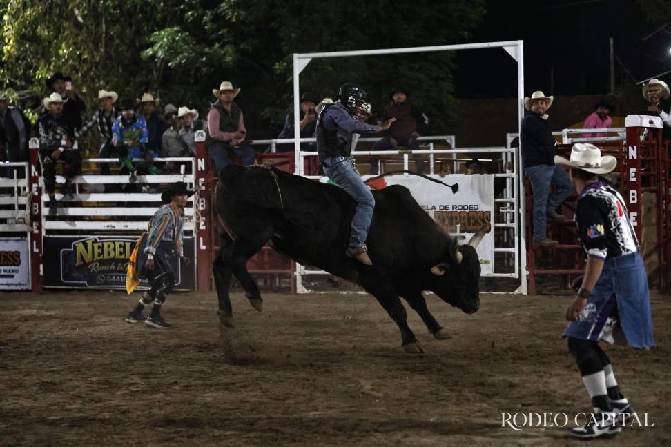 $!Ángel Puente es campeón del rodeo Pony Express