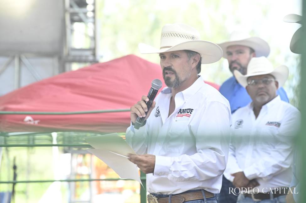 $!Enrique García Gutiérrez, organizador y propietario de Rancho Santa Elena.