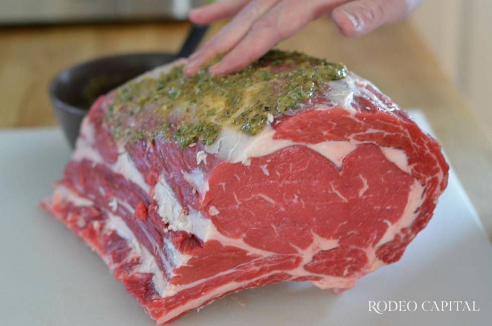 $!A diferencia del corte individual, cocinar el bloque entero permite que la grasa intramuscular bañe la carne, logrando una suavidad incomparable.